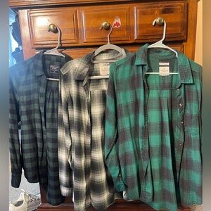 Women’s Lot AE Abercrombie Flannel Shirts Medium